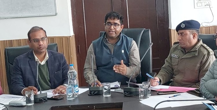 मैड़ी मेले के सफल संचालन को लेकर एडीसी ने की समीक्षा बैठक