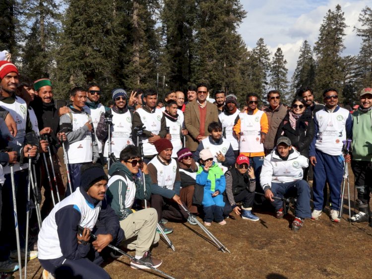 आर.एस. बाली ने नारकंडा में किया 3 दिवसीय स्की स्नोबोर्ड चैंपियनशिप का शुभारम्भ