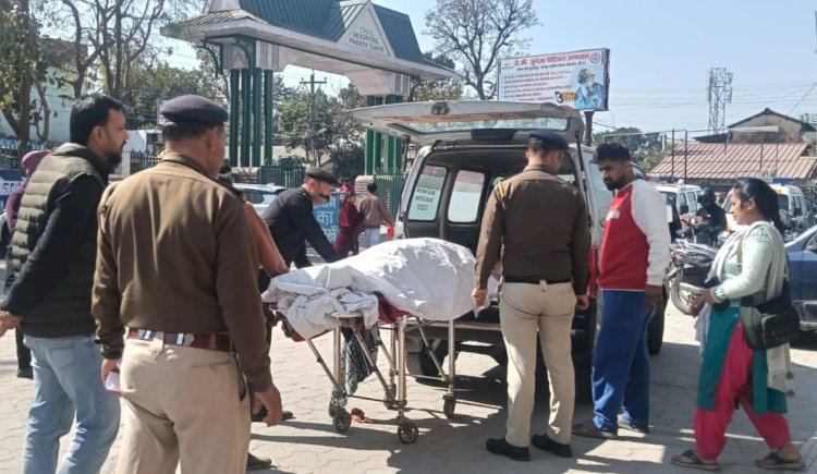 नाहन: मन्दिर में माथा टेक वापस लौट रही महिला ट्रक की चपेट में आई ,पांवटा में हुआ दर्दनाक हादसे में मौत...