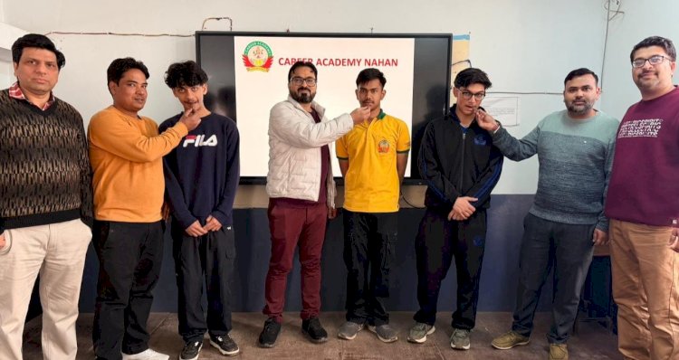 नाहन: जेईई मेन्स में करियर अकैडमी का जलवा, 7 मेधावी छात्रों ने मनवाया प्रतिभा का लोहा...