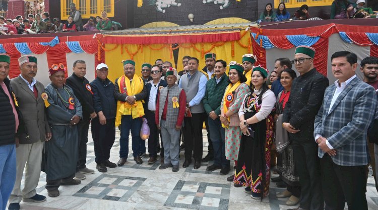 शिक्षा मंत्री रोहित ठाकुर ने रिवालसर में तीन दिवसीय राज्य स्तरीय छेश्चू मेले का किया विधिवत शुभारंभ