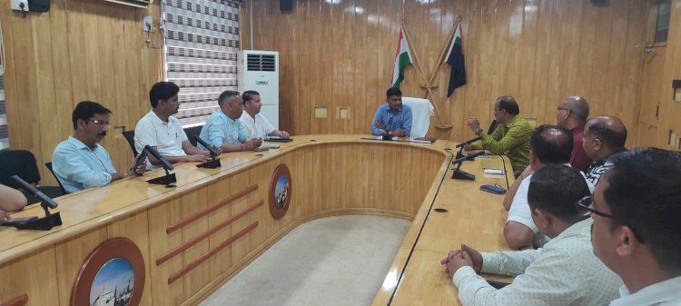 हिमाचल प्रदेश के पत्रकारों ने पोर्ट ब्लेयर में देखा जहाज परिवहन