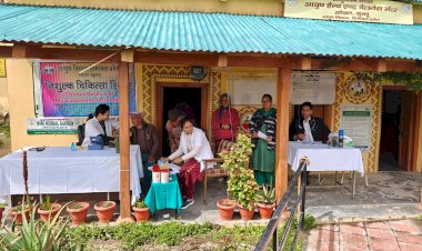 आयुष विभाग ने खोखन में जांचा लोगों का स्वास्थ्य