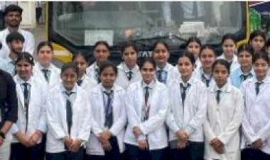 नाहन: हिमालयन इंस्टीट्यूट ऑफ फार्मेसी, काला-अंब के विद्यार्थियों का निक्सी लेबोरेट्रीज़ में औद्योगिक भ्रमण