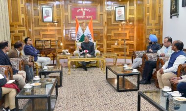 शहीद दिवस पर राज्यपाल कविन्द्र गुप्ता ने शहीद भगत सिंह, शहीद सुखदेव और शहीद राजगुरु को श्रद्धांजलि अर्पित की