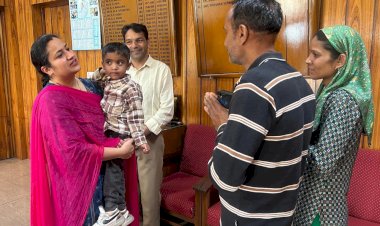 नाहन: ह्र्दय रोग से पीड़ित मासूम सुशील हुआ स्वस्थ, डीसी ने दुलारा, अभिभावकों ने रोटरी क्लब का आभार जताया...