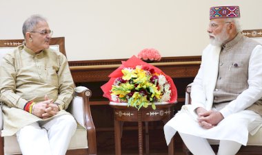 राज्यपाल ने नई दिल्ली में प्रधानमंत्री से की भेंट, प्रदेश से संबंधित प्रमुख मामलों पर किया विचार विमर्श