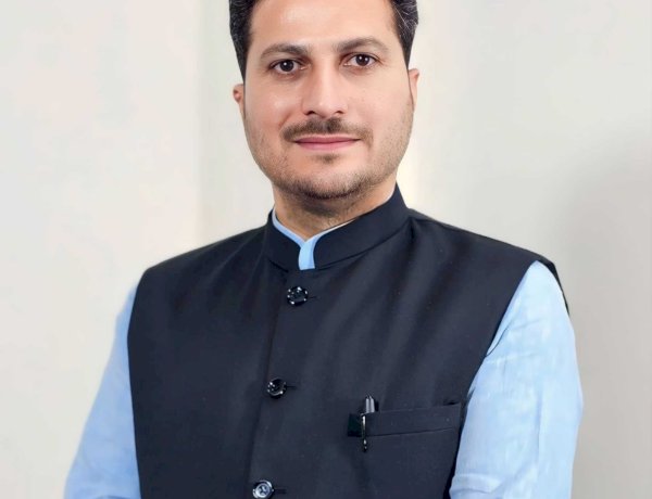 आडवाणी जी के उम्र और स्वास्थ्य का उपहास मंत्री का घटियापन, माँगे माफी : राकेश जम्वाल