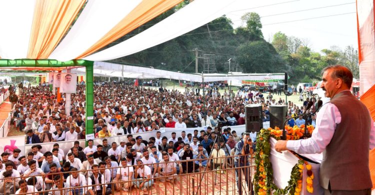 मुख्यमंत्री ने बल्ह विधानसभा क्षेत्र के दियाड़गी में 60 करोड़ रुपये की 14 परियोजनाएं की लोगों को समर्पित