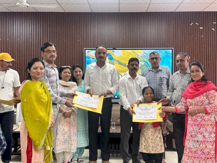 नाहन:डाइट संस्थान में 5 दिवसीय निष्ठा प्रशिक्षण कार्यक्रम सम्पन्न,140 शिक्षा खंडों के अध्यापकों ने हिस्सा लिया...