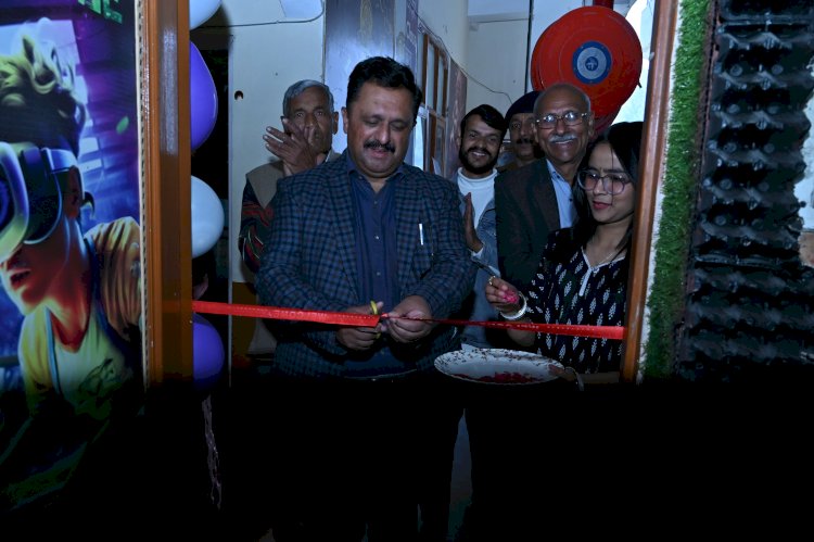 सामुदायिक रेडियो सोलन रेडियो 90.4 एफएम की 17वीं वर्षगांठ धूमधाम से मनाई गई