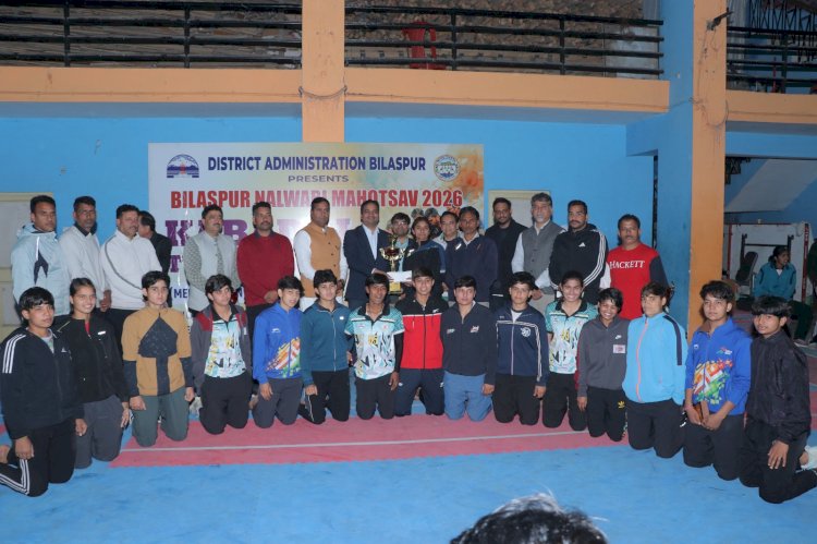 राज्य स्तरीय नलवाड़ी मेेला के दौरान आयोजित कबड्डी मुकाबले में हरियाणा की टीम विजयी