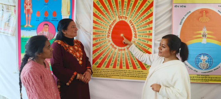 नलवाड़ी मेला में आध्यात्मिकता का संदेश दे रहा है ब्रह्माकुमारी केंद्र बिलासपुर का स्टाल