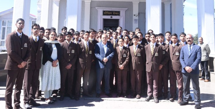 सौहार्द, सामंजस्य तथा सदस्यों के सहयोग से चलता है सदन, छात्रों के साथ संवाद के दौरान बोले विधान सभा अध्यक्ष कुलदीप सिंह पठानियां।