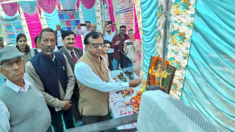 ग्राम पंचायत फस्टे में लगाया आयुष मेला, 300 लोगों की जांच