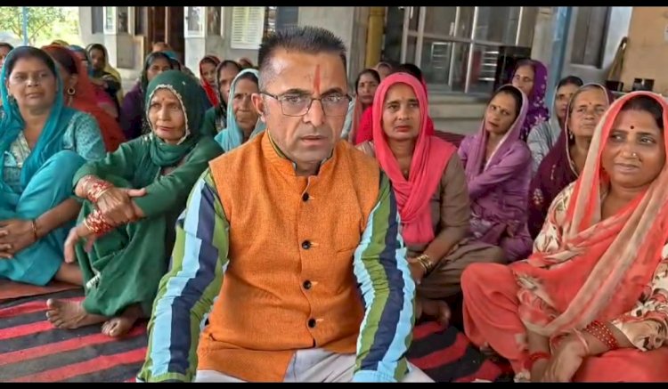 नाहन : नारीवाला के जंगलों मे शरारती तत्वों द्वारा पेड़ काटे जाने पर ग्रामीणों में रोष, समाजसेवी नाथूराम ने दी चेतावनी