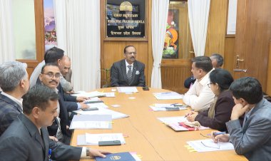 मुख्य सचिव ने की राज्य स्तरीय हिमाचल दिवस समारोह की तैयारियों की समीक्षा
