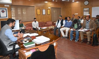 रिवर राफ्टिंग गतिविधियों में सुरक्षा मानकों की हो सख्त अनुपालन : अनुराग चन्द्र शर्मा