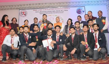 लोक निर्माण मंत्री ने ड्रीम्ज़ कॉलेज ऑफ फार्मेसी के वार्षिक पारितोषिक वितरण समारोह में मेधावियों को किया सम्मानित