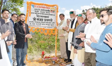 गांव के विकास में पंचायती राज संस्थाओं के प्रतिनिधि महत्वपूर्ण - संजय अवस्थी