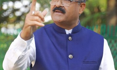 फेसबुक की राजनीति से बाहर निकलें विक्रमादित्य, वरना जनता देगी करारा जवाब — विक्रम ठाकुर