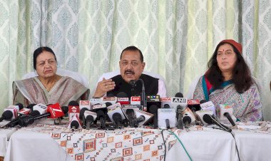 50 साल तक टालती रही कांग्रेस, मोदी सरकार ने दिया 33% आरक्षण का रास्ता : डॉ जितेंद्र सिंह