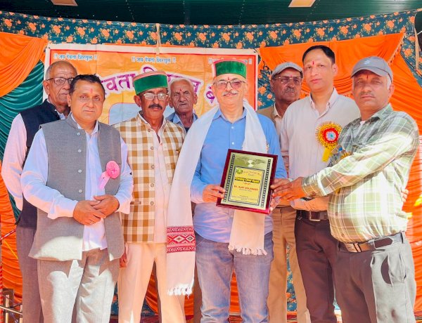 नाहन : विधायक अजय सोलंकी ने  बनेठी में आयोजित पारंपरिक मेले में  की शिरकत, शिरगुल महाराज के दरबार में नवाया शीश