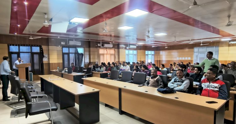 एसआईआर की प्रक्रिया को गहनता के साथ समझें बीएलओ और पर्यवेक्षक