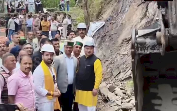 नाहन : रेणूका बांध...डायवर्जन टनल के निर्माण से पहले , विस्थापितों ने की जमकर नारेबाजी.. भूमि पूजन हुआ..