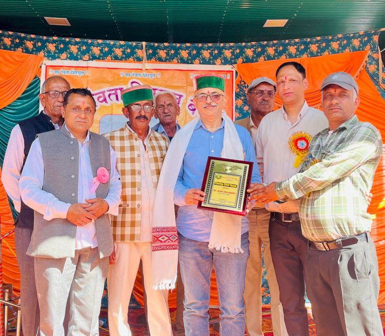 नाहन : विधायक अजय सोलंकी ने  बनेठी में आयोजित पारंपरिक मेले में  की शिरकत, शिरगुल महाराज के दरबार में नवाया शीश