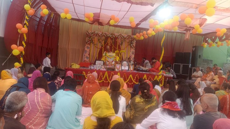 श्रीमद्भागवत कथा के छठे दिन  गोवर्धन लीला,कंस वध, सुदामा चरित्र तथा गोपी उद्धव संवाद का सुनाया व्याख्यान