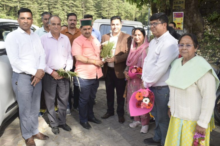 जिला कांगड़ा के श्री दुर्बेश्वर महादेव शिव मंदिर डल लेक में 1 जून से  महाआरती का आयोजन किया जाएगा केवल सिंह