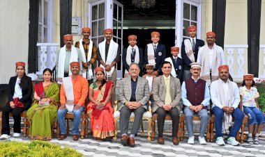 लोक भवन में गुजरात और महाराष्ट्र के स्थापना दिवस आयोजित