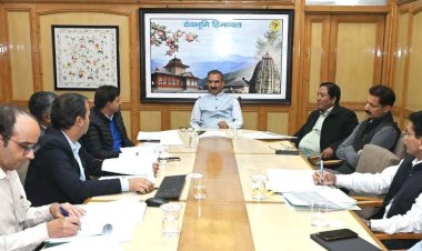 मुख्यमंत्री ने एचपीएमसी को सेब खरीद के लिए समुचित व्यवस्था करने के दिए निर्देश