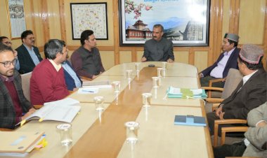मुख्यमंत्री ने बादल फटने की घटनाओं की पुनरावृत्ति के वैज्ञानिक अध्ययन के दिए निर्देश