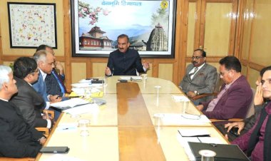 मुख्यमंत्री ने चतुर्थ श्रेणी पेंशनरों के चिकित्सा दावों और बकाया का चार दिन के भीतर भुगतान करने के निर्देश दिए