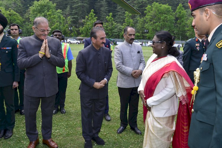 राष्ट्रपति को दिया गया गरिमामय विदाई समारोह