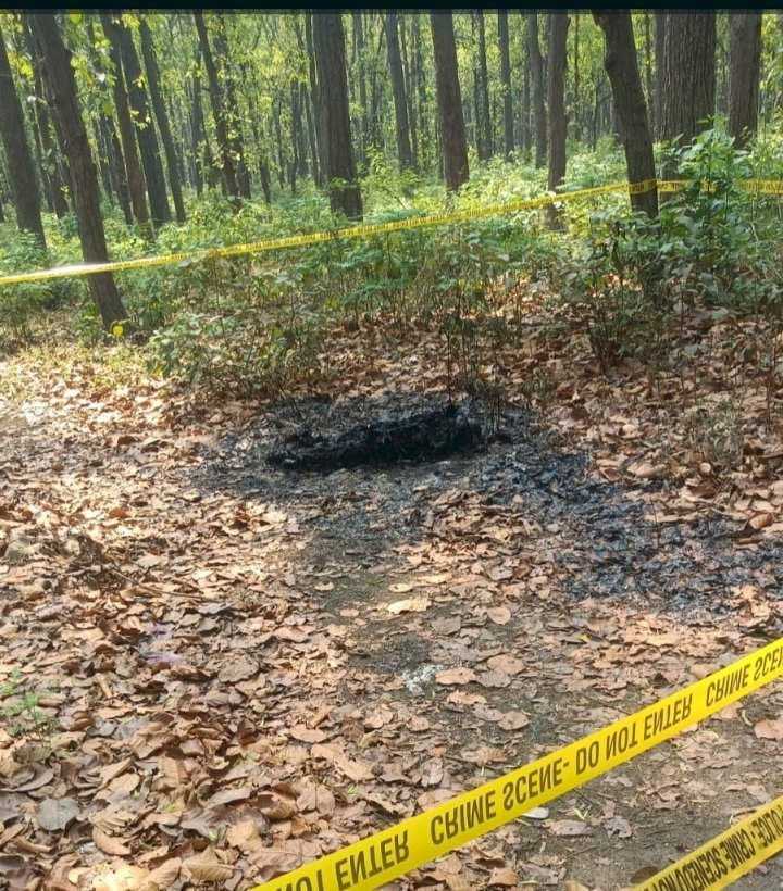 नाहन: कोलर में युवती की अधजली लाश बरामद, पुलिस  जांच में जुटी..