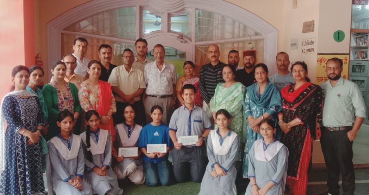 नाहन : एवीएन स्कुल की 5 मेधावी छात्राओं को मिलेगी छात्रवृत्ति, मेरिट में आने वाले छात्रों को दस दस हजार रुपए...
