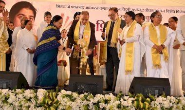 राज्यपाल ने प्रसिद्ध आध्यात्मिक वक्ता सिस्टर शिवानी के ध्यान प्रवचन कार्यक्रम की अध्यक्षता की