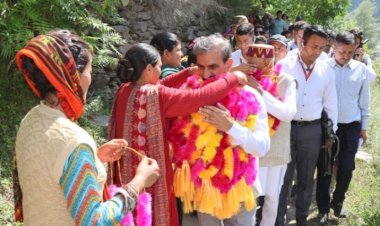 मुख्यमंत्री के दौरे से गदगद हुआ बड़ा भंगाल, लोगों ने सराहे प्रयास 2011 के बाद पहली बार किसी मुख्यमंत्री का दौरा, पहली बार हुआ रात्रि प्रवास
