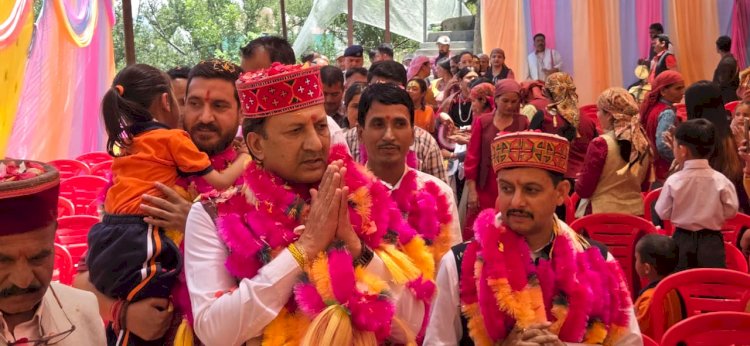 सरस्वती विद्या मंदिर आनी के अभिभावक सम्मेलन में उमड़ा जनसैलाब, बच्चों को संस्कारयुक्त शिक्षा देने पर दिया बल