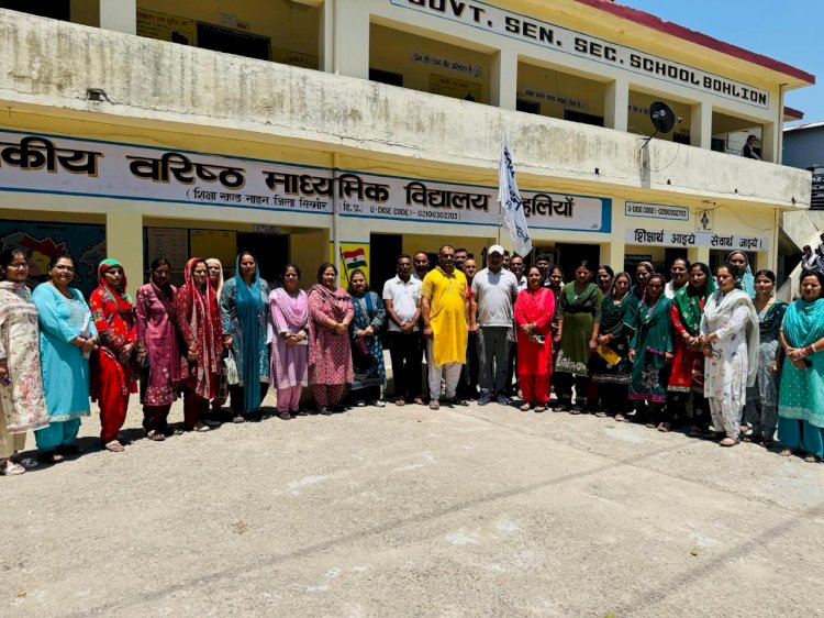 नाहन: बहोलियों जमा दो स्कूल एसएमसी अध्यक्ष बने अनिल शर्मा, शबनम बनी उपाध्यक्ष....