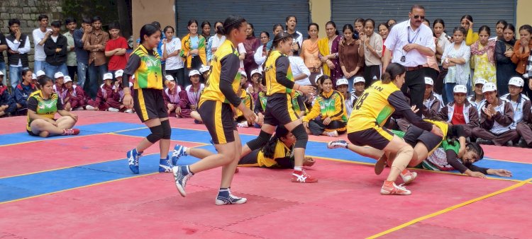 आईटीआई राज्य स्तरीय खेलकूद प्रतियोगिता का भव्य समापन.... खेलों से अनुशासन, आत्मविश्वास और स्वस्थ समाज का निर्माण होता है : उपायुक्त अनुपम कश्यप*