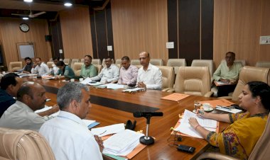 नाहन :बेटी बचाओ, बेटी पढाओ के अन्तर्गत  लिंग अनुपात गत वर्ष के 957 की अपेक्षा इस वर्ष 1018 दर्ज ......