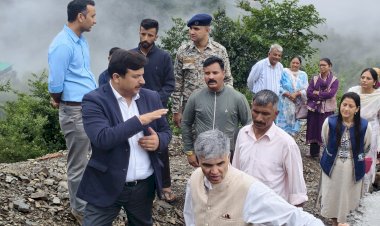 मुख्यमंत्री सुखाश्रय योजना से रोहित के सपनों को मिला आशियाना ..उपायुक्त अनुपम कश्यप ने निर्माणाधीन घर का किया निरीक्षण,