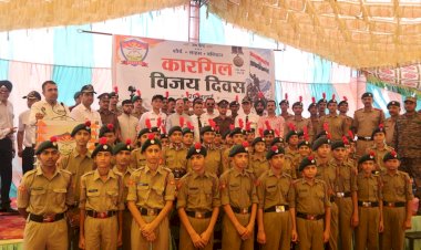 नाहन  : शहीदों की वीरता और सर्वोच्च बलिदान को कभी भुलाया नहीं जा सकता : हर्षवर्धन चौहान