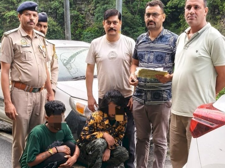 नाहन: यशवंत विहार निवासी  दो युवकों से 11.85 चिट्टा पकड़ा, आरोपी तस्कर 3 दिन के पुलिस रिमांड में...