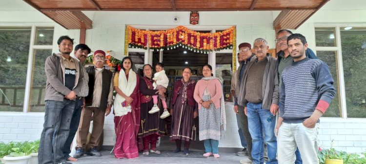 तस्वीरों में सजा माता-पिता का संघर्ष, बेटों ने रची सम्मान की अनूठी मिसाल, 77 वर्षीय सुखदयाल सेन के संघर्षपूर्ण जीवन कों समर्पित फोटो गेलैरी का हुआ उद्घाटन
